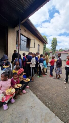 Alle kommen zum Essen